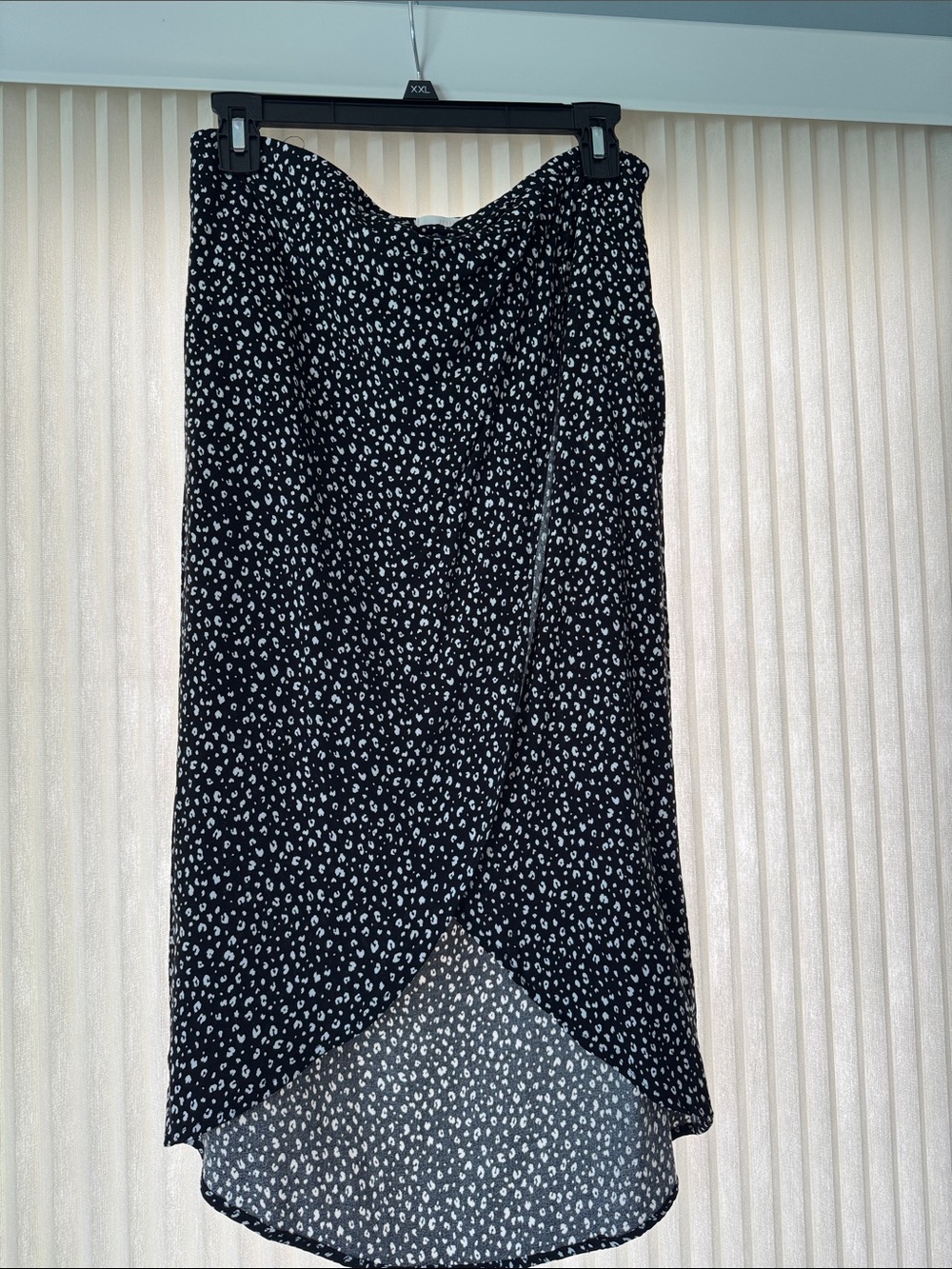 URBAN Romantics Black and White High-Low Wrap Skirt